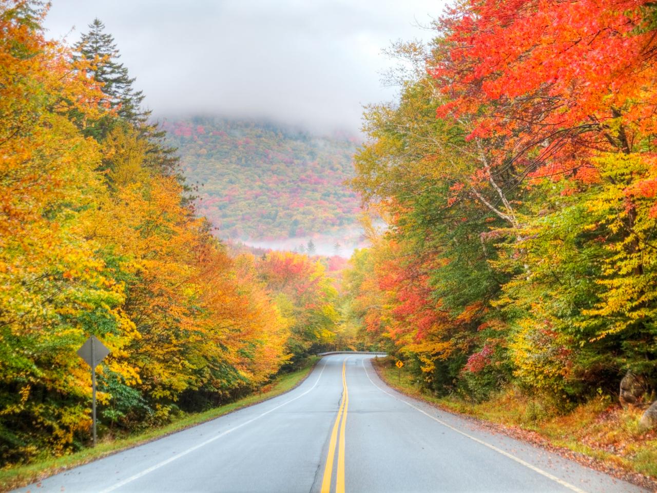 Best RV Road Trips in the Fall - USA RV RENTALS